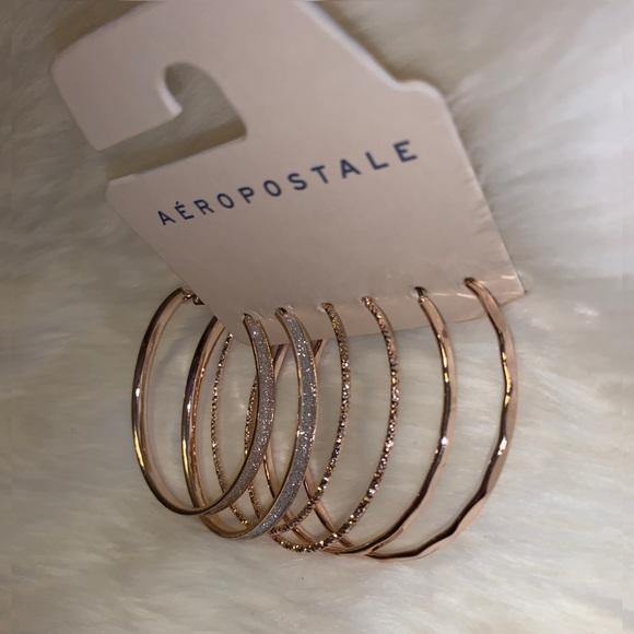 Aeropostale Jewelry - Aeropostale Gold Earrings
